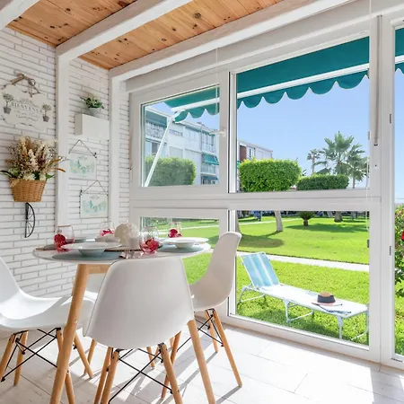 White Summer In Benalmádena Zewnętrze zdjęcie