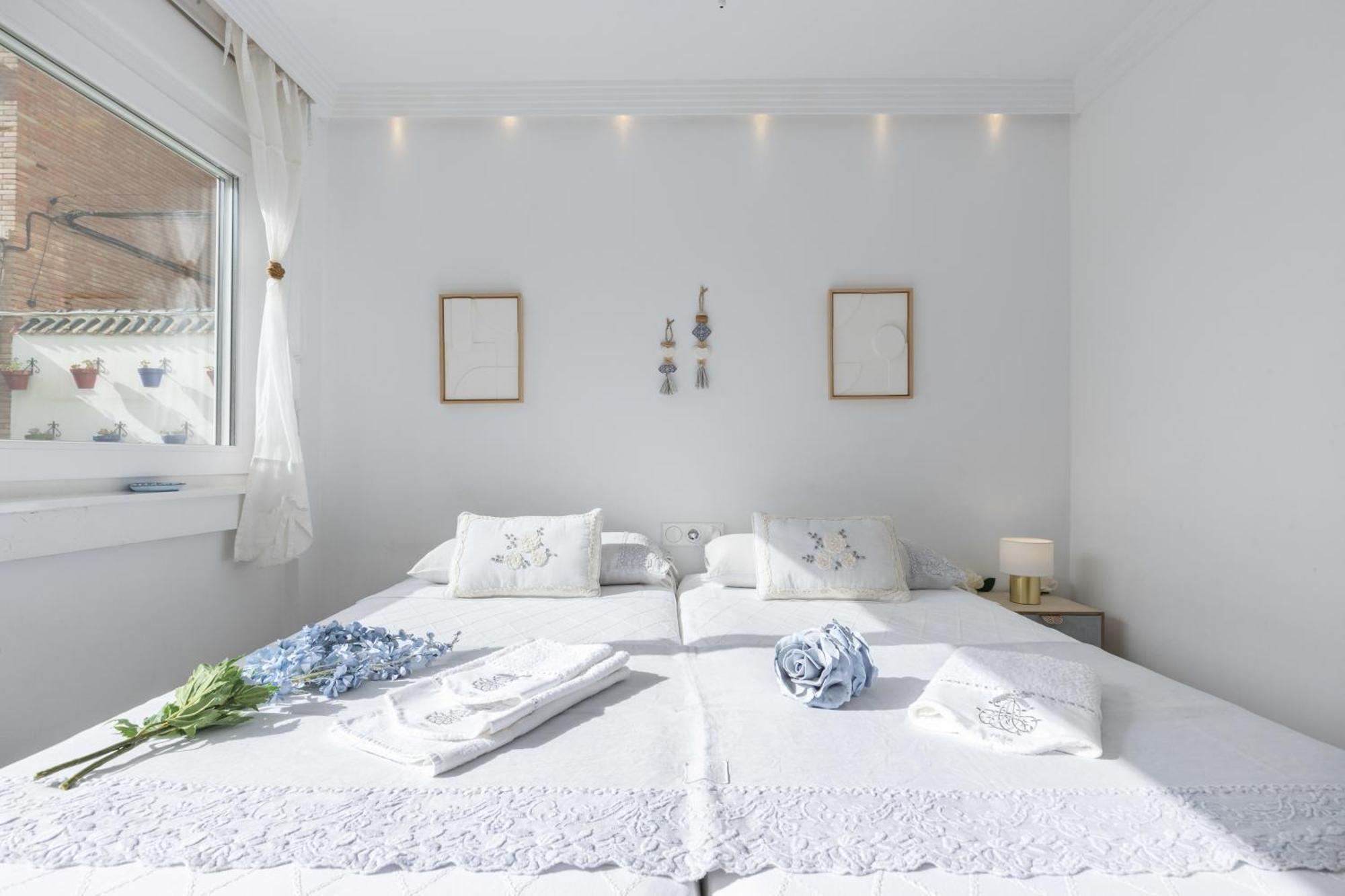 White Summer In Apartament